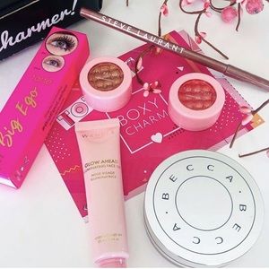 Boxycharm Becca hydra mist powder Steve Laurant